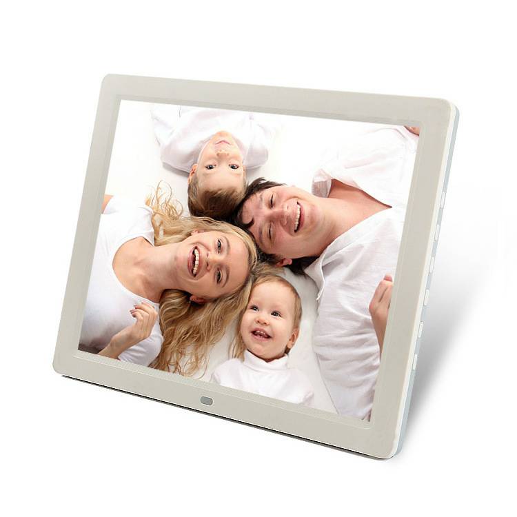 digital photo frame