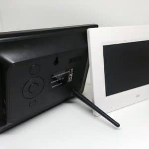 digital photo frame