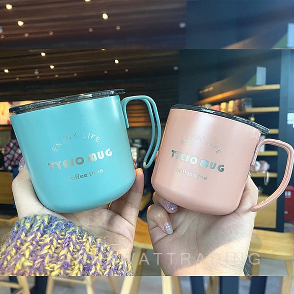 แก้วกาแฟพร้อมฝาปิด