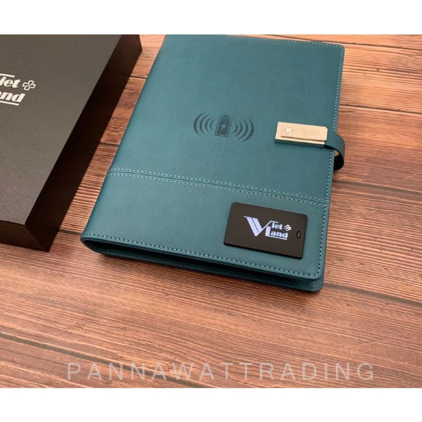 ไดอารี่พร้อมพาวเวอร์แบงก์ไร้สายและ usb flash drive