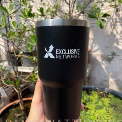 yeti tumbler