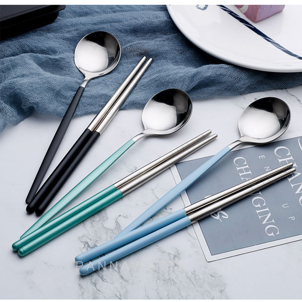 elegant cutlery set